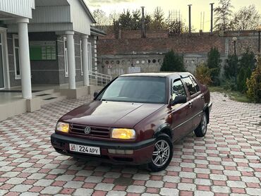 купим машину: Volkswagen Vento: 1993 г., 1.8 л, Автомат, Седан