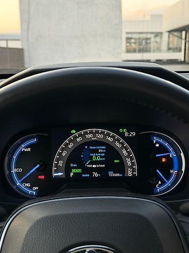 Toyota: Toyota RAV4: 2019 г., 2.5 л, Автомат, Гибрид, Кроссовер — 11