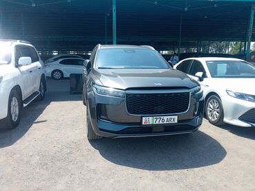 какая машина подойдет для яндекс такси: Полноразмерный внедорожник Li Auto One в сером цвете, оснащенный