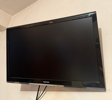 Televizorlar: İşlənmiş Televizor Toshiba 82" Ünvandan götürmə