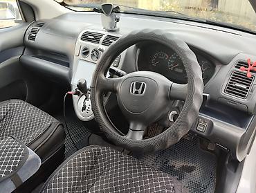 салон на авто: Honda Civic: 2003 г., Автомат, Бензин, Хэтчбэк — 2