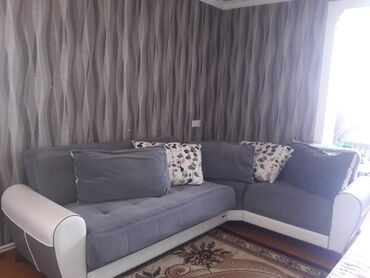 LuAZ: Künc divan