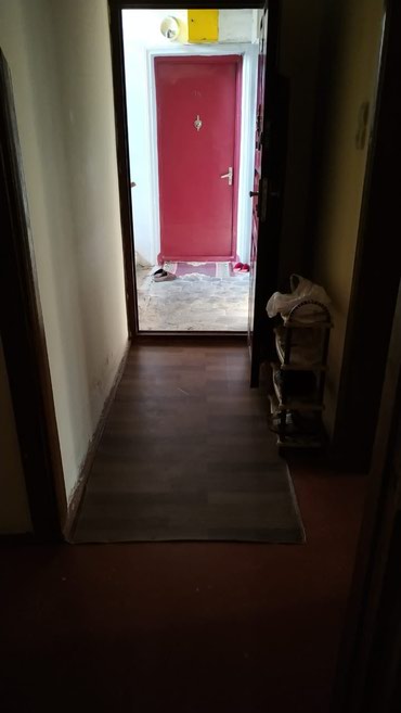 Uzunmüddətli kirayə mənzillər: Gəncə şəhərində kirayə mənzil. 3 otaqlı mənzil kirayə verilir. Evin — 3