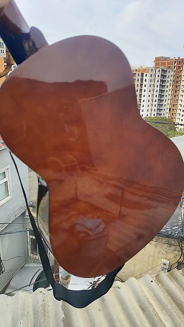 ikinci el gitara: Klassik gitara, İşlənmiş, Rayonlara çatdırılma, Ünvandan götürmə, Ödənişli çatdırılma — 9