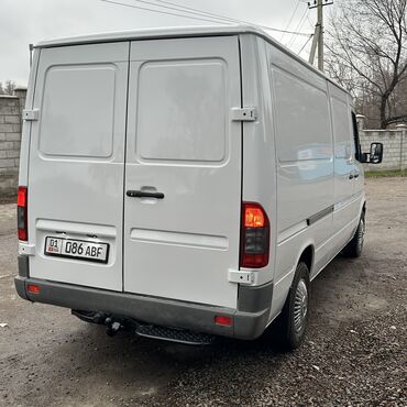 Легкий грузовой транспорт: Легкий грузовик, Mercedes-Benz, Стандарт, 2 т, Б/у at lalafo.kg — 4 Легкий грузовой транспорт: Легкий грузовик, Mercedes-Benz, Стандарт, 2 т, Б/у — 4