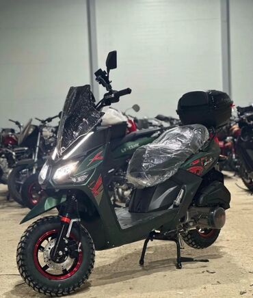 самый дешевый электроскутер: Макси-скутер Suzuki, 150 куб. см, Бензин, Новый, В рассрочку
