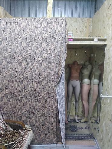 Продажа торговых контейнеров: Продаю контейнер. Аламединский рынок. Вещевой ряд, цоколь основного — 8