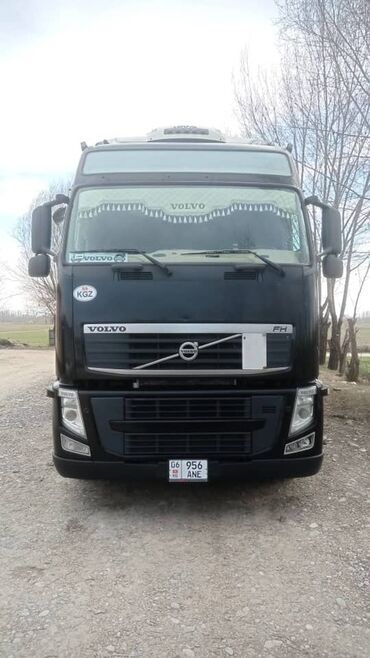 кукуруз комбайн: Жүк ташуучу унаа, Volvo, Стандарт, Колдонулган