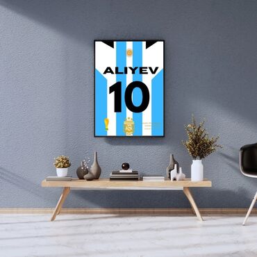 sevgililer gunu hediyyeleri: Futbol azarkeşləri üçün xüsusi olaraq hazırlanmış bu poster istənilən