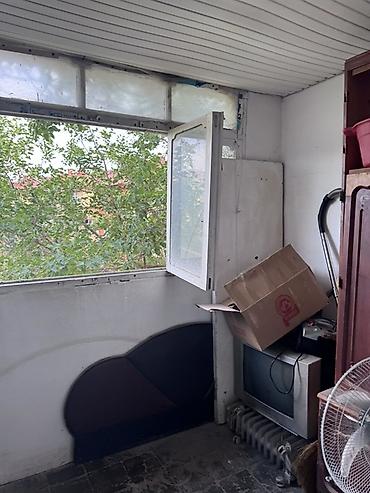 Mənzillər: Bakı, 1 otaqlı, Köhnə tikili, m. Neftçilər, 38 kv. m — 2