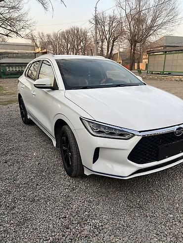 BYD: BYD Song Plus: 2021 г., Кроссовер — 4