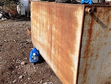 Баки: Metalkonstruksiya yanacaq/su çəni - Material: qalın divarlı polad - — 1