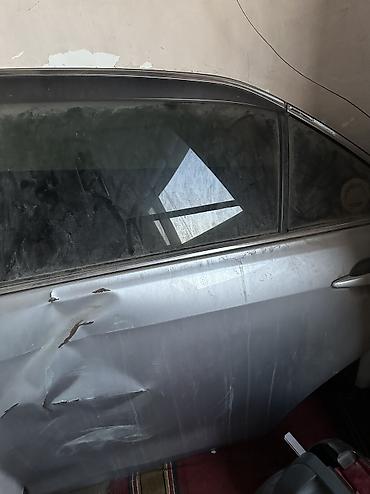 битые машины купить: Боковое крыло camry 45,помята а с внутренней стороны все нормально — 2
