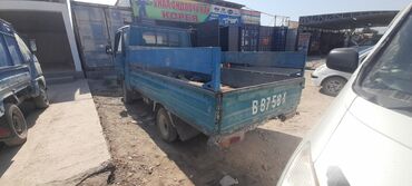 авто аврийном состоянии: Hyundai Porter: 2000 г., 2.4 л, Механика, Дизель