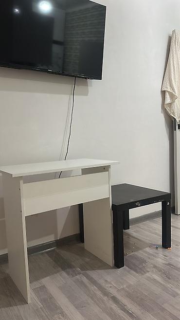 office table: Компактный письменный стол в минималистичном стиле. 75 - Цвет — 2