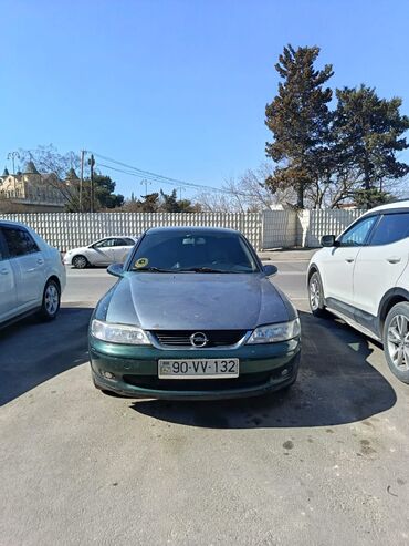 depazitsiz mawinlar: Opel Vectra: 1.6 l | 1999 il 430000 km Sedan