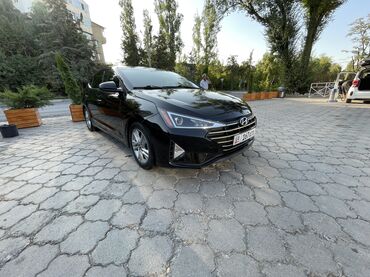 Hyundai: Hyundai Elantra: 2019 г., 2 л, Автомат, Бензин, Седан — 1