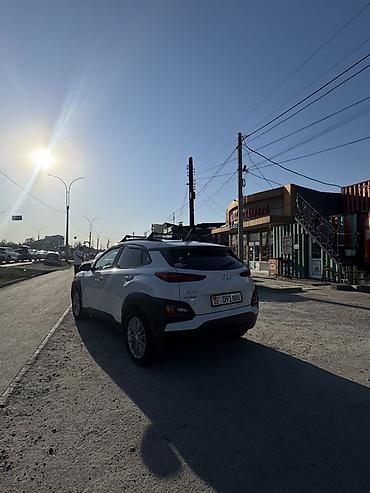 оранжевый к5: Hyundai Kona: 2018 г., 2 л, Автомат, Бензин, Кроссовер — 4