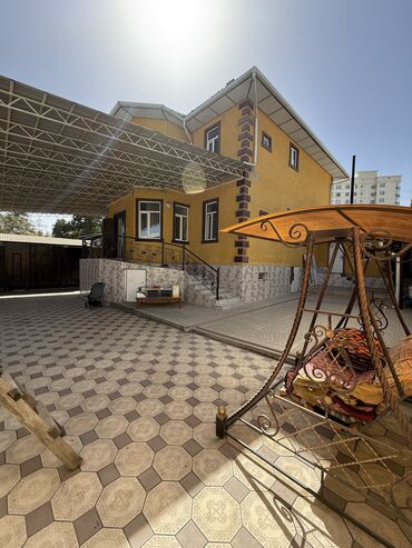 Продажа домов: Дом, 240 м², 7 комнат — 1