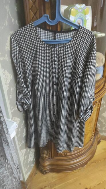 Dəstlər, kostyumlar: Qadın geyim dəsti – 4 məhsul 1) Cins ətək - Tünd mavi denim - Ön — 23