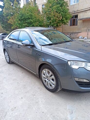 volkswagen golf ii: MG : 1.8 л | 2011 г. 193000 км Седан