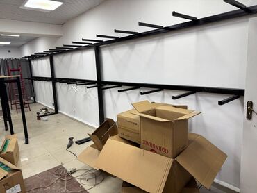 Стеллажи: Островные каркасы/чтилажи/столы для выкладки товара из хромированной — 9