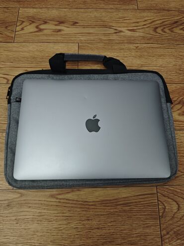 купить макбук air 13: Ультрабук, Apple, 16 ГБ ОЗУ, Apple M1, 13.3 ", Б/у, Для несложных задач, память SSD