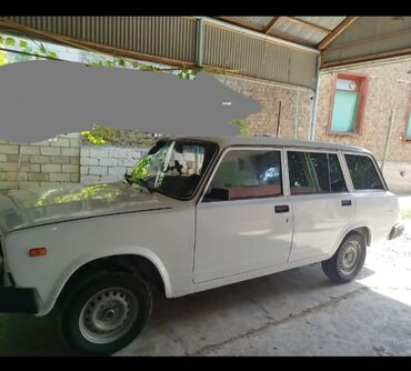 диски ланос бу: Lada 2104 universal avtomobili, geniş daxili hissəsi və yükdaşıma