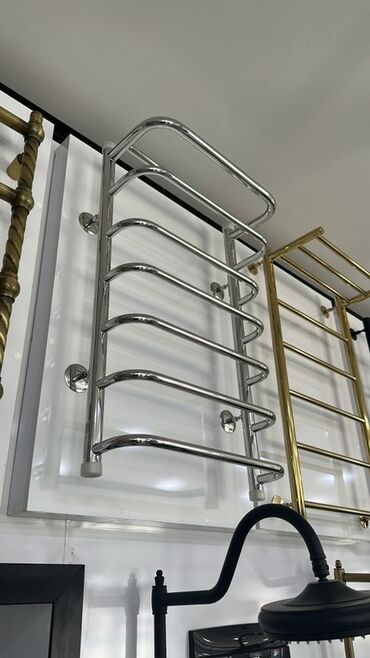 Hamam suşilkaları: Divara quraşdırılan, dəsmal qurutmaq üçün nəzərdə tutulmuş xrom -da lalafo.az — 7 Hamam suşilkaları: Divara quraşdırılan, dəsmal qurutmaq üçün nəzərdə tutulmuş xrom — 7