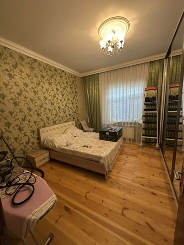 Həyət evləri və villaların satışı: 7 otaqlı, 144 kv. m, Orta təmir — 22