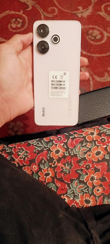 note 2: Redmi, Redmi 13, Б/у, 256 ГБ, цвет - Белый, 2 SIM — 3