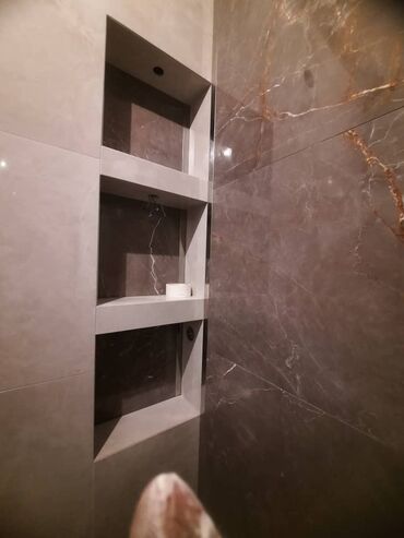 Укладка плитки: Подготовка стен для укладки, Подготовка стен для грунтовки, Резка плитки | Мраморная плитка, Керамическая плитка, Керамогранитая плитка | Горизонтальная укладка, Вертикальная укладка Больше 6 лет опыта — 7