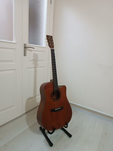 купить укулеле недорого: Срочно продается акустическая гитара 41 размер звучание идеальное гриф