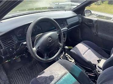 golf 5 stranac: RESETKA VENTILACIJE ZA OPEL VECTRA ZA 2002. GOD — 1