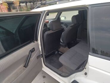 чехол для машины в бишкеке: Volkswagen Passat: 1992 г., Механика, Универсал