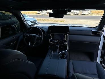 lexs: Lexus LX: 2025 г., 0.5 л, Автомат, Бензин, Внедорожник — 3