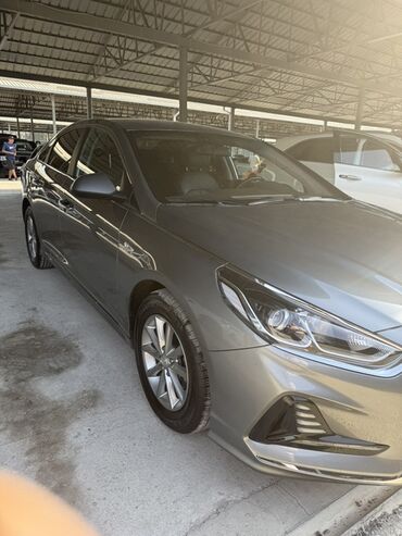 меняю на недвижимость: Hyundai Sonata: 2017 г., 2 л, Автомат, Газ, Седан