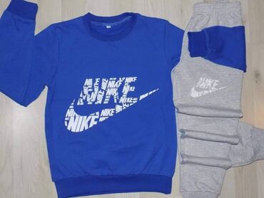 Ostala dečija odeća: Veličina 10 
dva kompleta 2750 din — 3