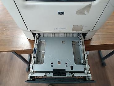 Принтеры: Срочно продаю мфу HP рабочий картридж заправлен. есть дифект 1 латок — 4