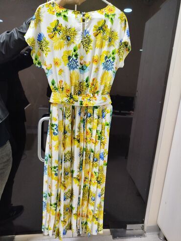 Ziyafət donları: Ziyafət donu, Midi, Blumarine, L (EU 40)