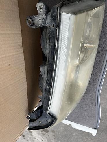 Передние фары: Комплект передних фар Toyota — 16