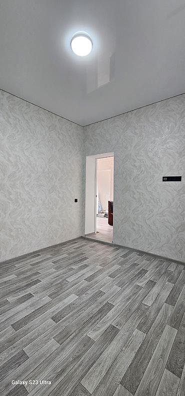 Продажа коттеджей и домов: . Продаётся отличные полдома 50кв.м в Кызыл-аскере на участке 1,5 — 24