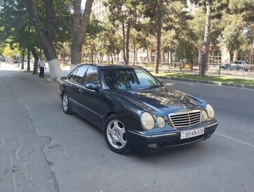 Mercedes-Benz: Mercedes-Benz E-Class: 3.2 l | 2000 il Sedan — 3