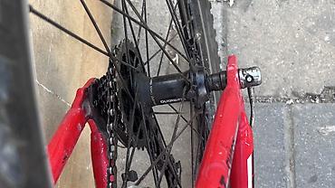 gurcustan velosiped bazari: Problemi yoxdu əla vəziyətdədi orjinal shimano top var üstündə — 4