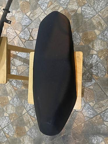 salon oturacaqlari: Moped/motosiklet oturacağı - Universal tip, uzun və dar formalı - — 1
