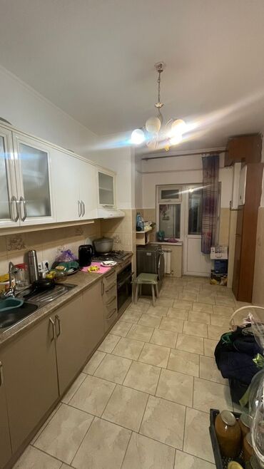 Продажа квартир: 2 комнаты, 81 м², Индивидуалка, 3 этаж, Косметический ремонт