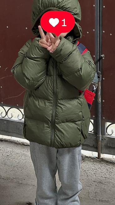 Куртка и бомбер на 6-7 лет 130 см все в хорошем состоянии за все
