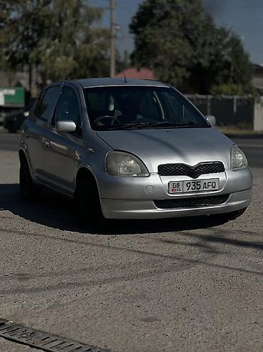Toyota: Toyota Vitz: 2000 г., 1 л, Бензин, Хэтчбэк — 3