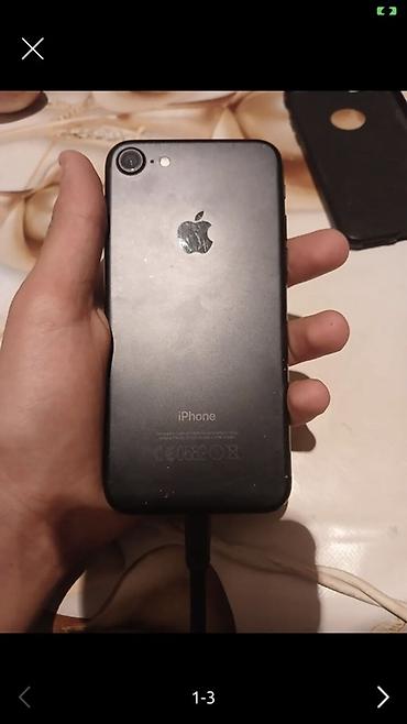 15 128: IPhone 7, Qara — 3