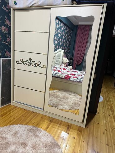 Qonaq otağı dəstləri: İşlənmiş, Divan, Kredit yoxdur — 8